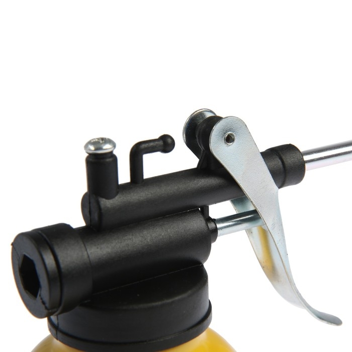 Масленка-нагнетатель ТУНДРА, металлический наконечник, 250 мл Масленка-нагнетатель ТУНДРА, металлический наконечник, 250 мл