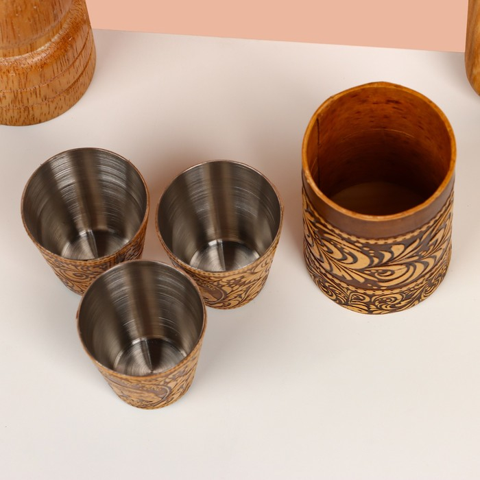 Набор стопок «Медведь», 3 шт, в футляре, 4,5×4,5×8 см, береста Набор стопок «Медведь», 3 шт, в футляре, 4,5×4,5×8 см, береста