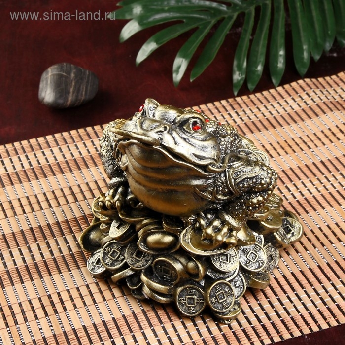 Нэцке полистоун бронза  Нэцке полистоун бронза "Денежная жаба с монетой на горе монет" 16,2х19х16,5 см