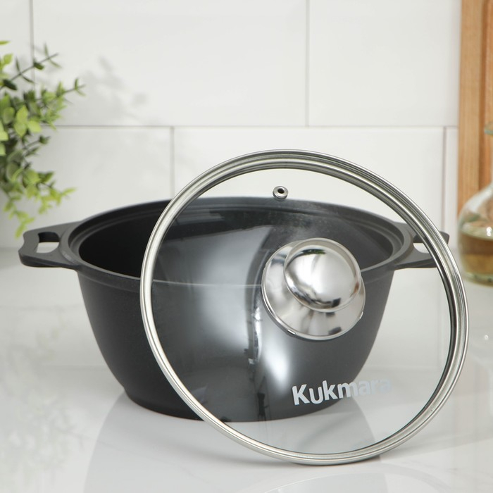 Кастрюля «Традиция», 2 л, 28×22.5×10.5 см, антипригарное покрытие, цвет чёрный Кастрюля «Традиция», 2 л, 28×22.5×10.5 см, антипригарное покрытие, цвет чёрный