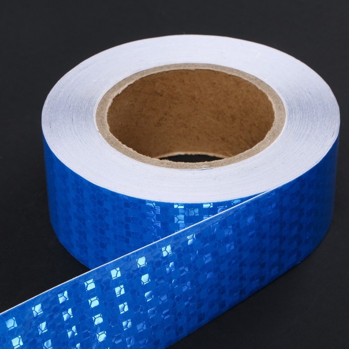 Светоотражающая лента, самоклеящаяся, синяя, 5 см х 25 м Светоотражающая лента, самоклеящаяся, синяя, 5 см х 25 м