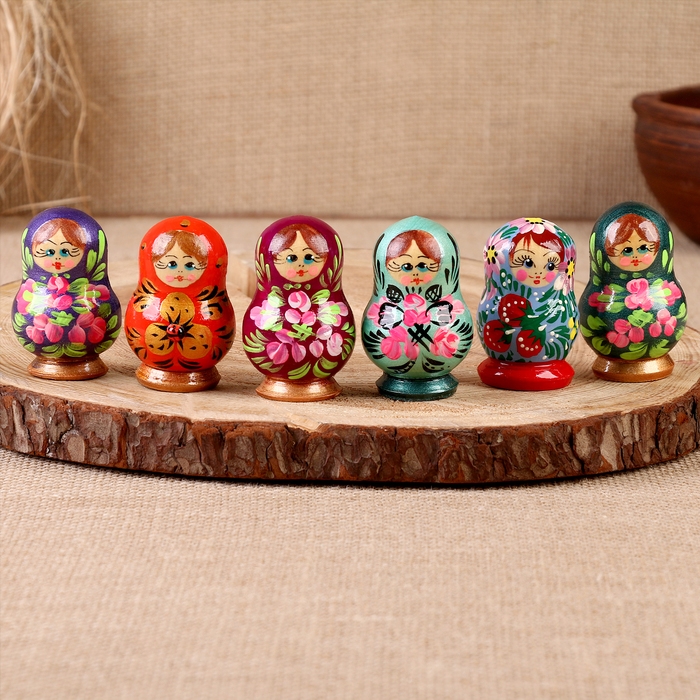 Магнит  Магнит "Матрёшка", 6х4 см, ручная роспись, микс