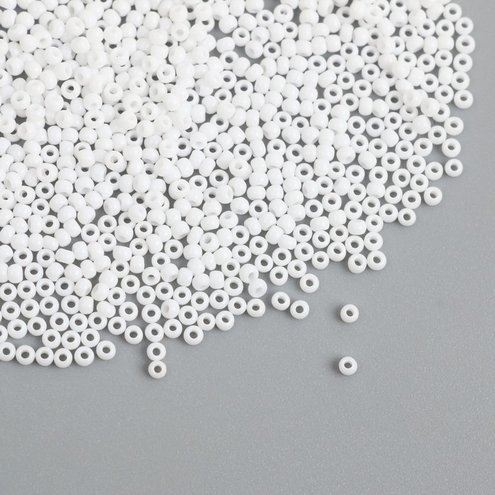 Бисер стекло 8/0  Бисер стекло 8/0 "Маршмеллоу. Глянец. Белоснежный" 10 гр