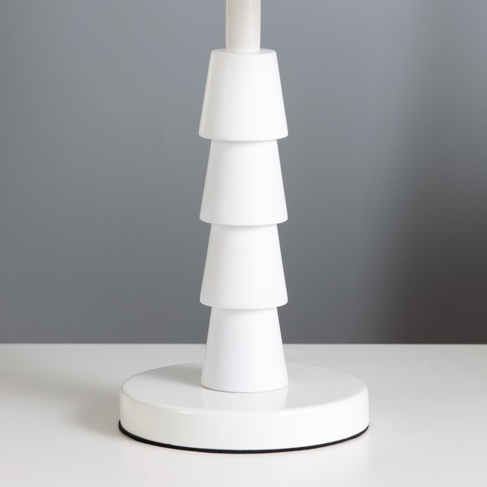 Настольная лампа Настольная лампа "Сапин" E27 40Вт белый 25х25х43,5 см RISALUX