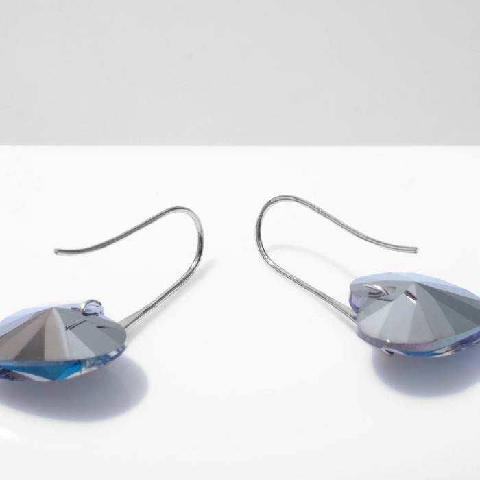 Серьги с кристаллами &laquo;Сияние сердца&raquo;, цвет синий в серебре