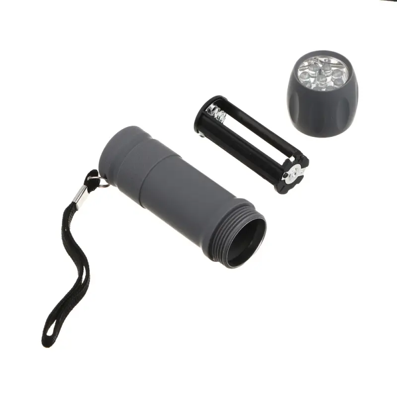 Фонарь ручной тм ЕРМАК, мини, прорезиненное покрытие, 9 LED, 1 режим, 3хААА