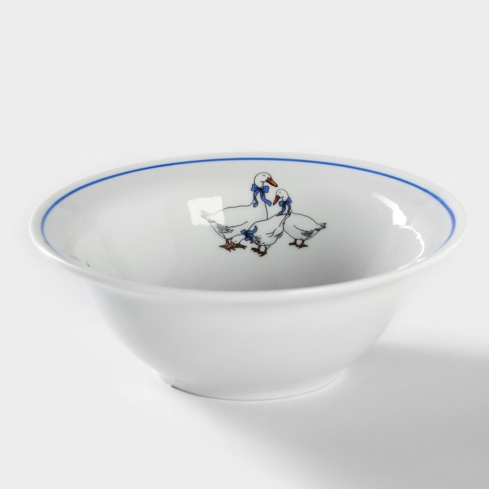 Тарелка фарфоровая «Гуси», 550 мл, рисунок микс Тарелка фарфоровая «Гуси», 550 мл, рисунок микс