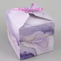 Коробка подарочная самосборная Present, 12&times;12&times;12 см, с лентой