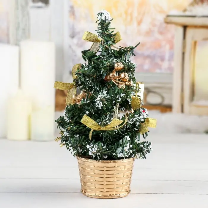 Искусственная ёлка настольная &laquo;Зимнее волшебство. Новогодний восторг&raquo;, 20 см, d нижнего яруса 11 см, ветки ПВХ отгибаются