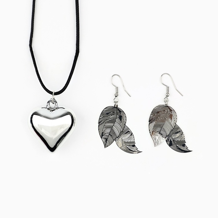 Серьги и чокер «Ты самая нежная и красивая», 9 х 10 см Серьги и чокер «Ты самая нежная и красивая», 9 х 10 см