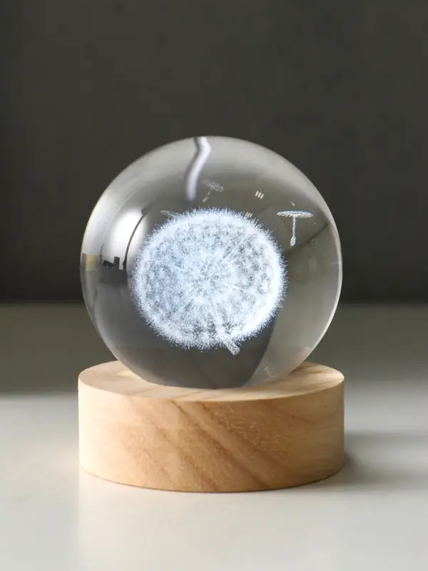 Световая фигурка &laquo;Одуванчик&raquo;, LED-ночник, стекло d=6 см, подставка дерево, USB, 6.5&times;6.5&times;7.5 см
