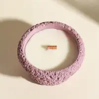 Свеча в подсвечнике, 9.3&times;9.3&times;5.5 см, розовая