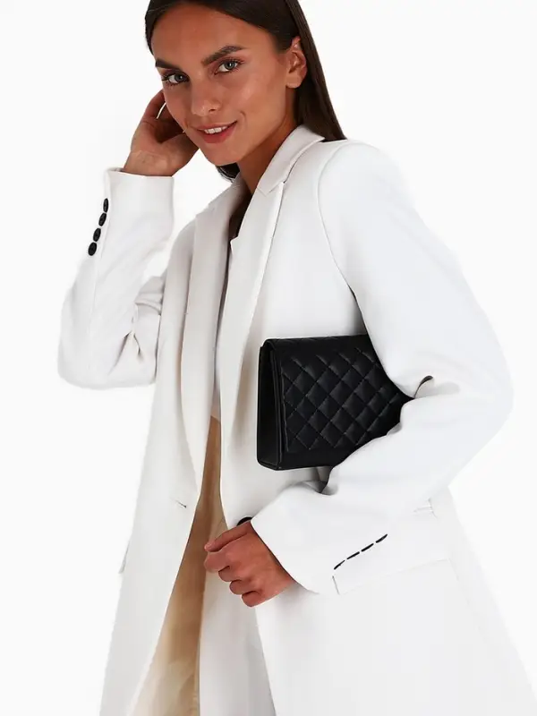 Сумка-клатч женская на магните, на длинной цепочке, со стёжкой, чёрная