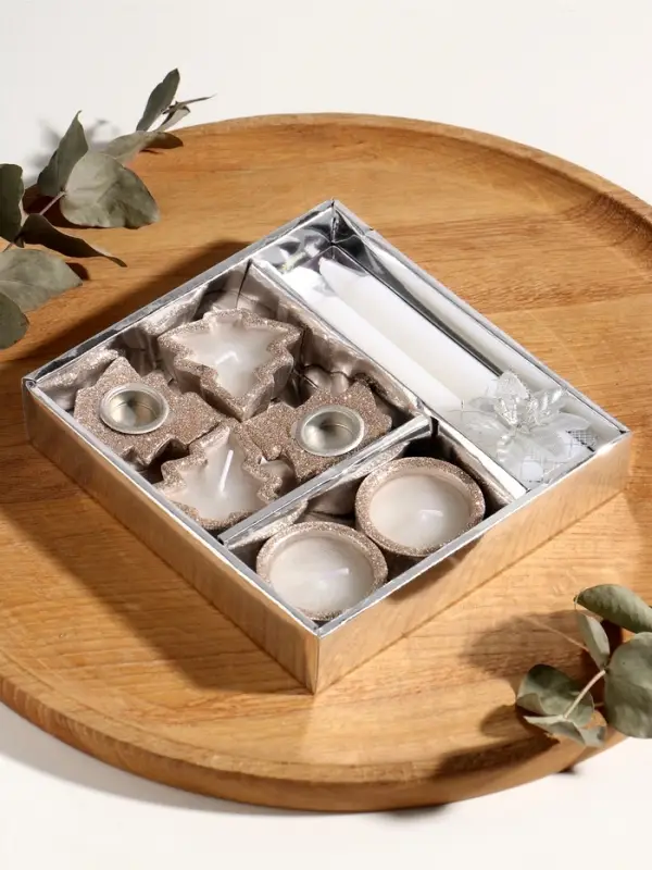 Набор свечей  Набор свечей "Новогодние свечи и подсвечники" 6 шт 15,8х16,8х3,3 см