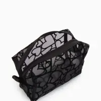 Косметичка дор Сердца 17,5*9*11, отд на молнии, черный Косметичка дор Сердца 17,5*9*11, отд на молнии, черный