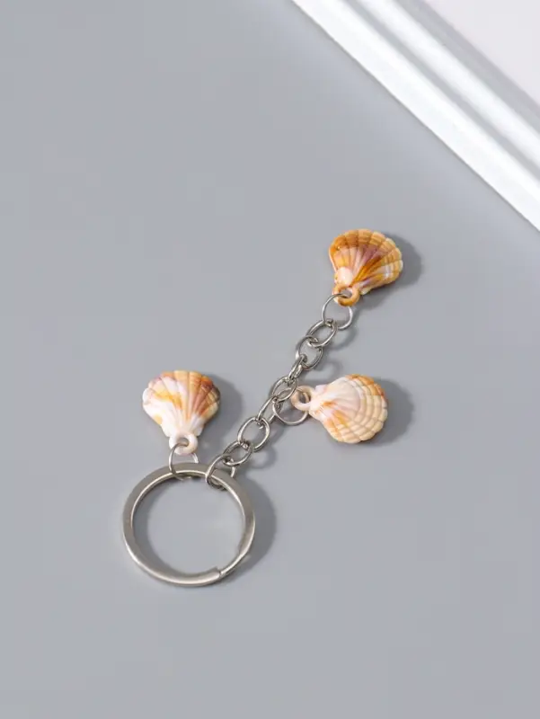 Брелок пластик "Ракушки Гребешок" 3 ракушки 2,4х1,8х7 см