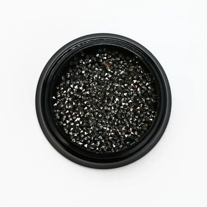 Мелкие кристаллы для декора ногтей «Тропическая вечеринка» Мелкие кристаллы для декора ногтей «Тропическая вечеринка»