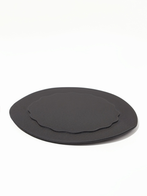 Варежка для пилинга, с держателем, d = 12 см, цвет чёрный Варежка для пилинга, с держателем, d = 12 см, цвет чёрный