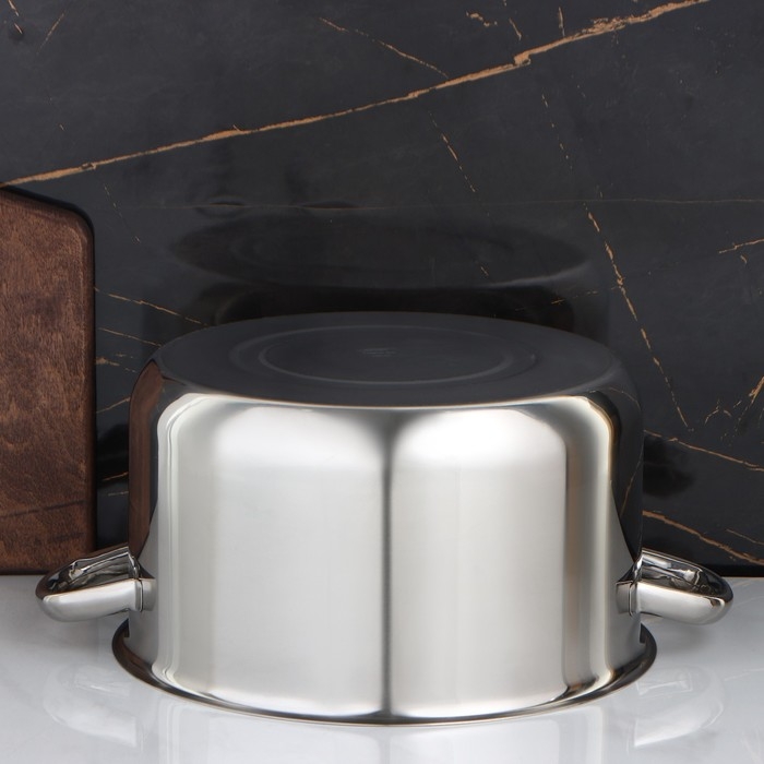 Кастрюля цельнотянутая «Профи», 9 л, d=28 см, металлическая крышка Кастрюля цельнотянутая «Профи», 9 л, d=28 см, металлическая крышка