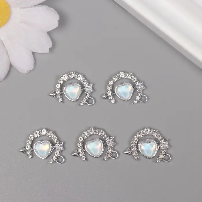 Декор для творчества металл, стразы Декор для творчества металл, стразы "Сердце в месяце" серебро 2х1,5х0,5 см