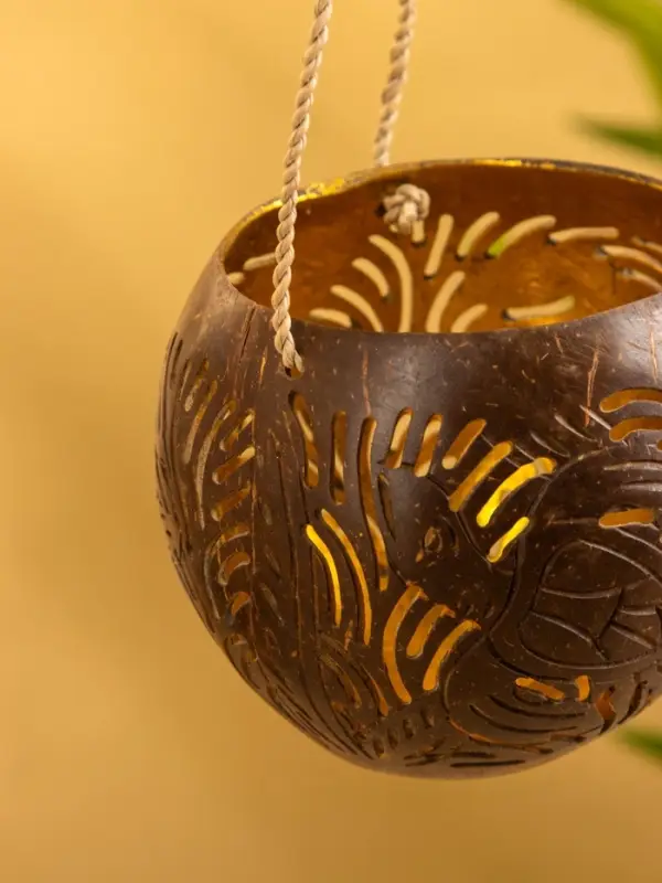 Подсвечник подвесной из кокоса, 9-12 см, коричневый Подсвечник подвесной из кокоса, 9-12 см, коричневый