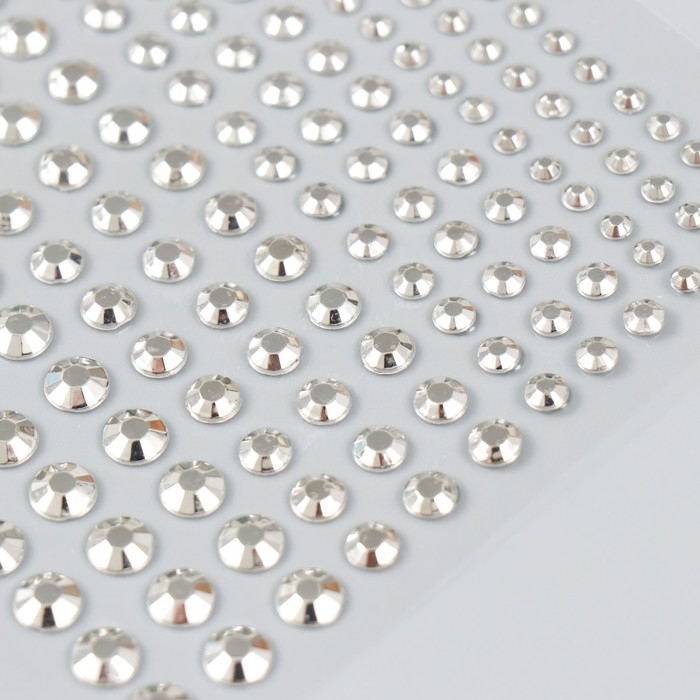 Наклейка пластик стразы Наклейка пластик стразы "Разного диаметра" МИКС золото/серебро 10,5х16 см