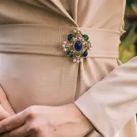 Брошь &laquo;Императрица&raquo;, награда, цветная в чернёном золоте