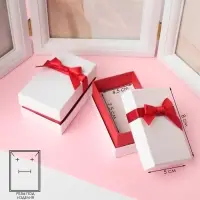Коробочка подарочная под набор &laquo;Рафаэлло&raquo;, 5&times;8 см, (полезная часть 4.5&times;7.5 см), белый, красный