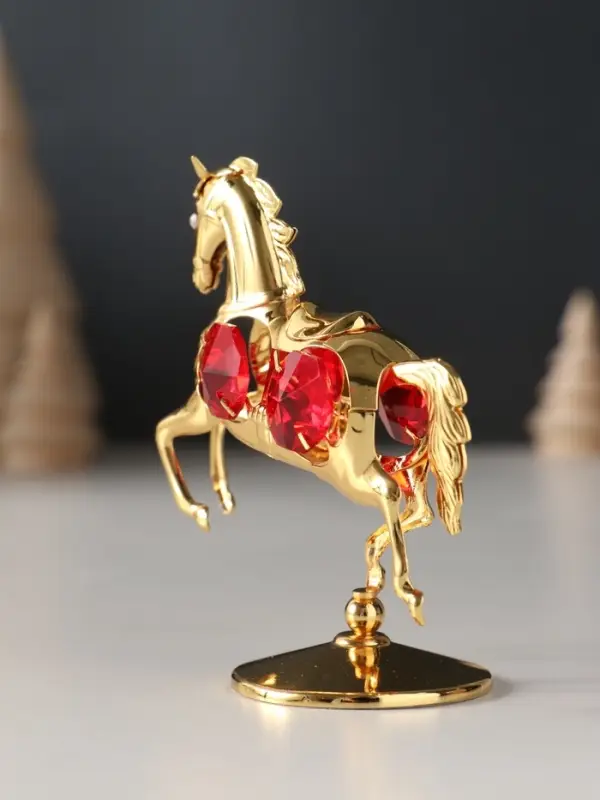 Сувенир Лошадка маленькая с 4-мя красными хрусталиками на подставке, 6,5х4х8,5 см. Сувенир Лошадка маленькая с 4-мя красными хрусталиками на подставке, 6,5х4х8,5 см.