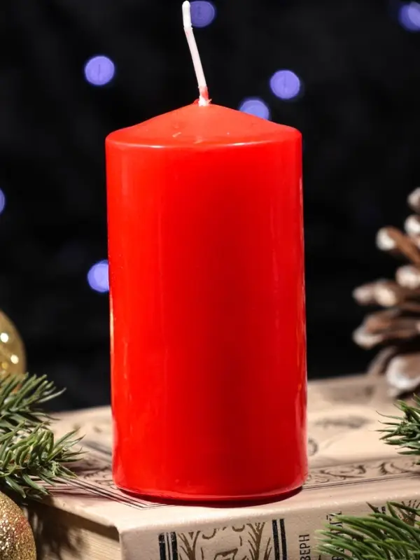 Свеча столб 50*100 мм с накаткой "Символ года" , Конь, красная