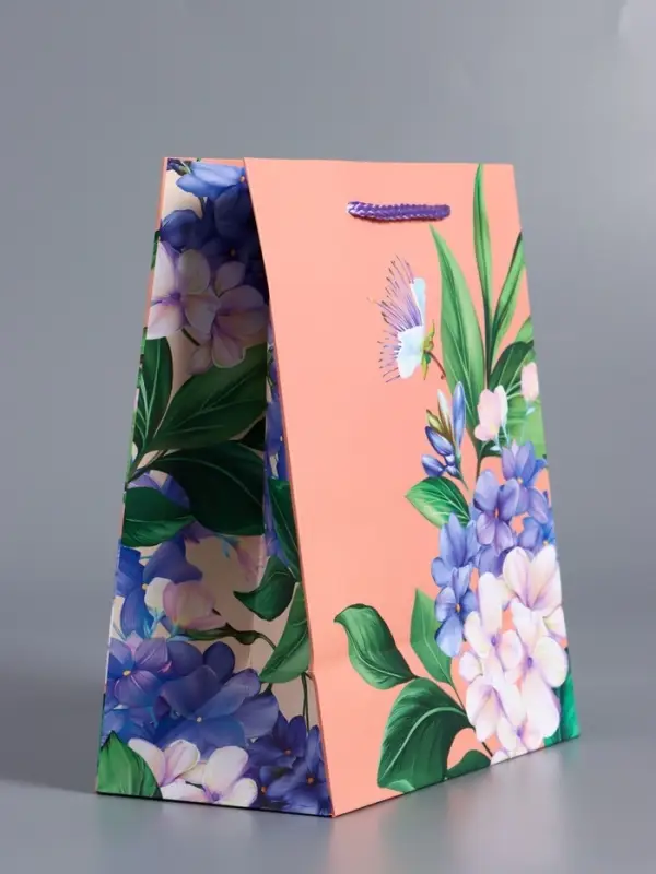 Пакет подарочный "Цветы эмоций" ламинированный 18 х 22,3 х 10 см