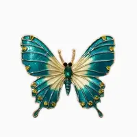 Брошь "Бабочка яркая", цвет зелёный в золоте