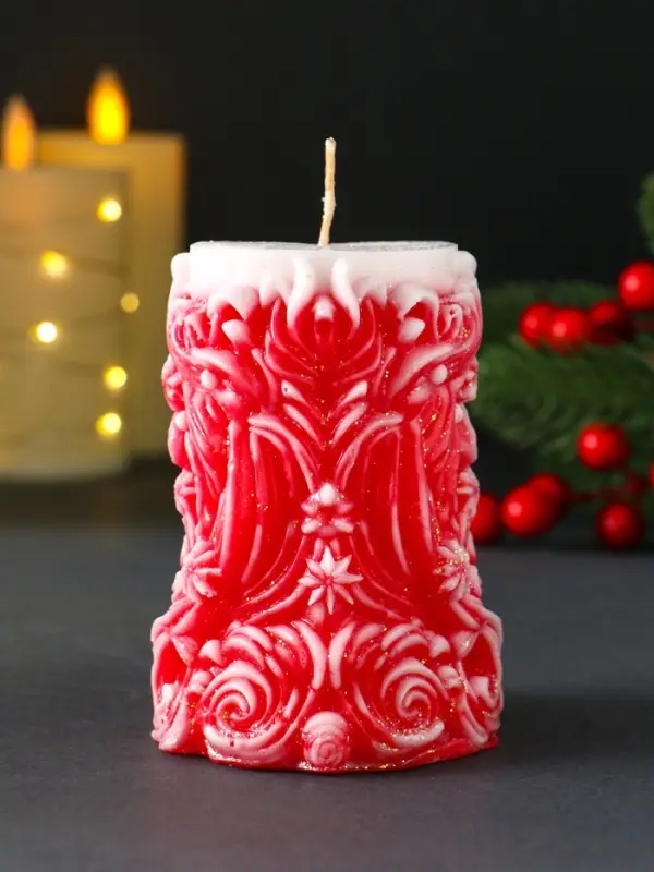 Свеча новогодняя столбик  Свеча новогодняя столбик "Резная" красный