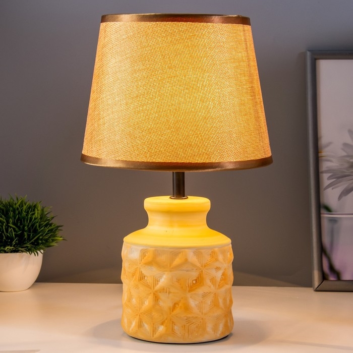 Настольная лампа Настольная лампа "Элой" Е14 40Вт оранжевый 20х20х33см RISALUX