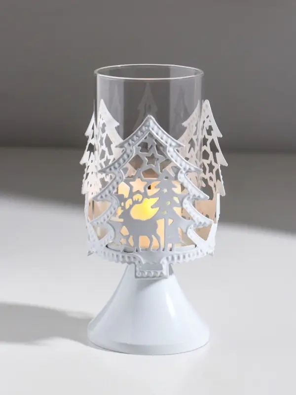 Подсвечник металл, стекло на 1 свечу "Ели и олени" белый d=5,5 см 7,3х7,3х14,8 см