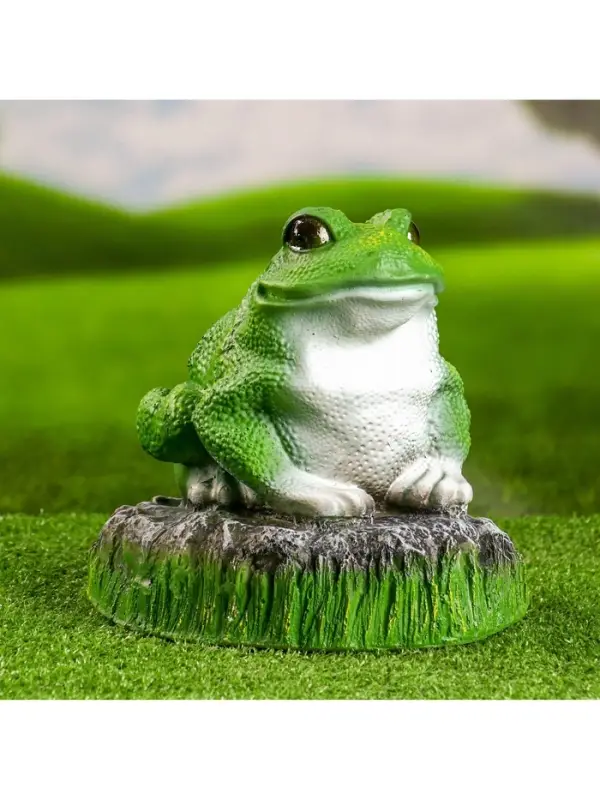 Садовая фигура из гипса &laquo;Лягушка на камне&raquo;, 22&times;20&times;22 см