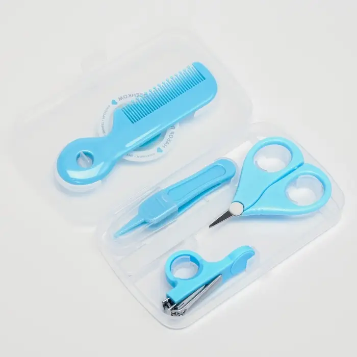 Набор по уходу за ребенком, 5 предметов: расческа, пинцет, ножницы, книпсер, пилка, голубой