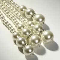 Бусы &laquo;Узел&raquo;, 2 нити, бусины №6-14, цвет молочный, 80 см