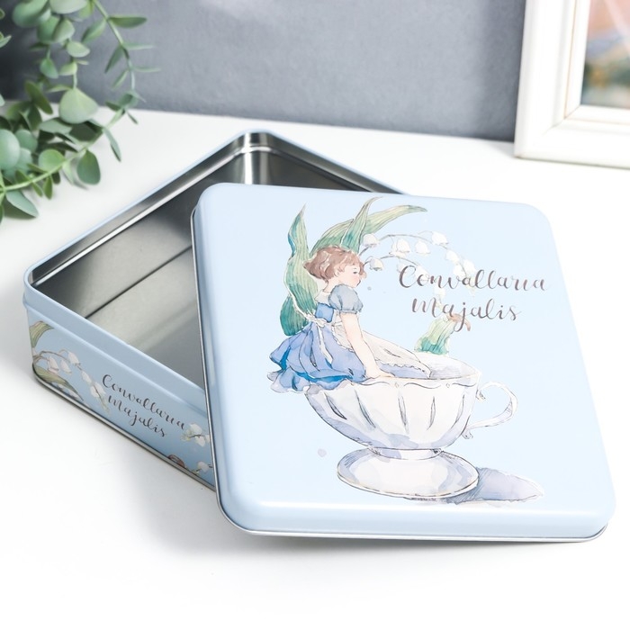 Шкатулка металл квадрат Шкатулка металл квадрат "Малышка в чашке, с ландышем" 5,8х17х17 см