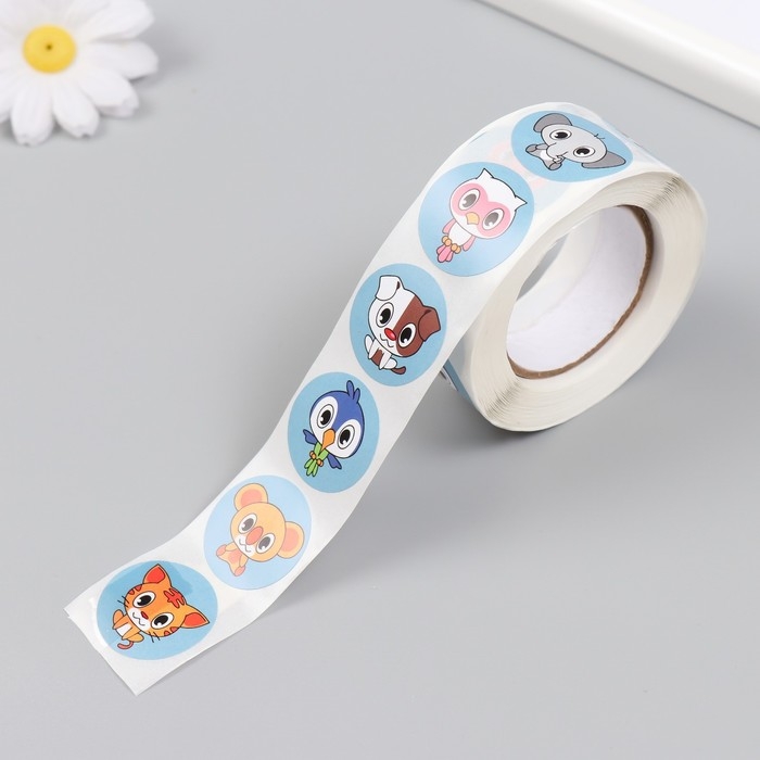 Наклейка бумага Наклейка бумага "Тропическая фауна" d=2,5 см 500 шт в рулоне 3х6,5х6,5 см