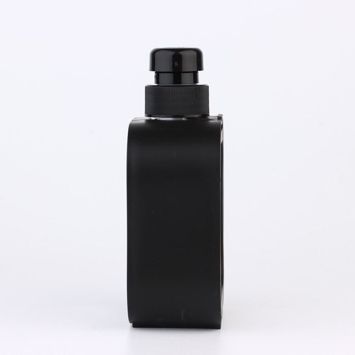 Дозатор для жидкого мыла «Эстетика», черный, 300 мл. Дозатор для жидкого мыла «Эстетика», черный, 300 мл.