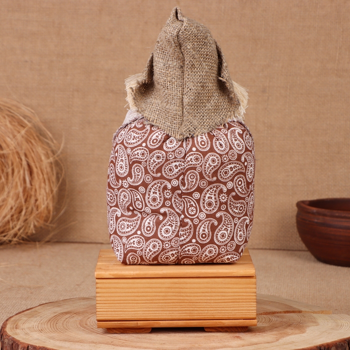 Домовой Домовой "Афанасий с золотом", на сундуке, 28х15х12 см