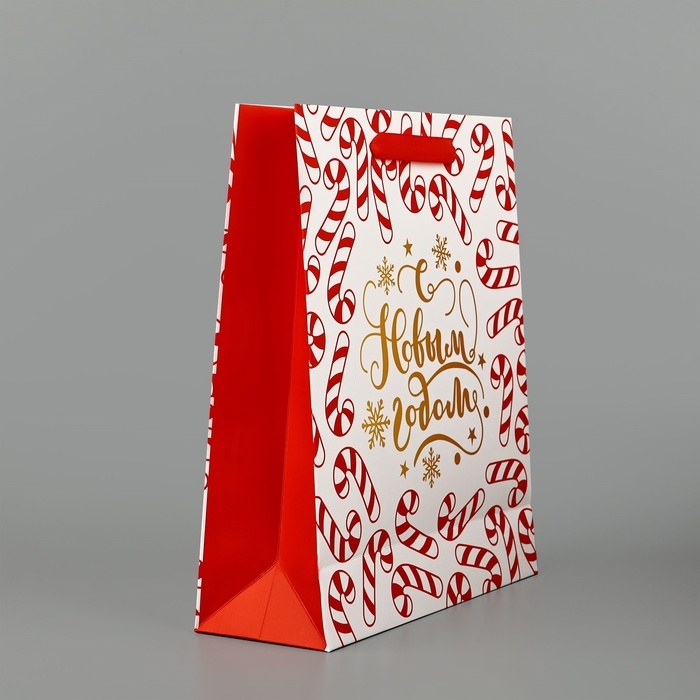 Пакет подарочный новогодний ламинированный «Новогодние леденцы», тиснение, M 30 х 26 х 9 см, Новый год Пакет подарочный новогодний ламинированный «Новогодние леденцы», тиснение, M 30 х 26 х 9 см, Новый год