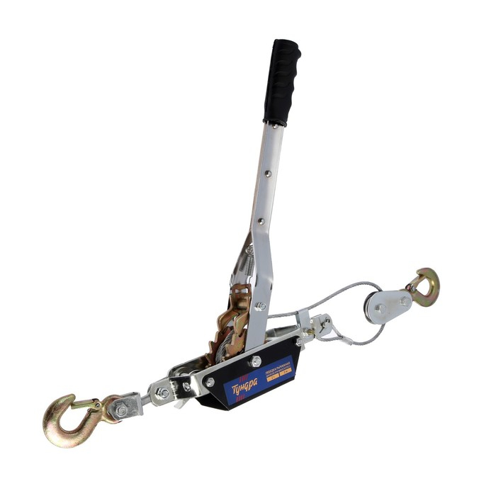 Лебедка рычажная ТУНДРА, двойное храповое колесо, тяга 2 т (подъем 0.8 т), трос 2 метра Лебедка рычажная ТУНДРА, двойное храповое колесо, тяга 2 т (подъем 0.8 т), трос 2 метра