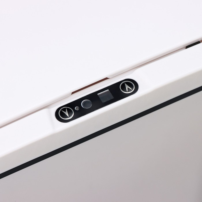 Ведро для мусора сенсорное Доляна, 12 л, цвет белый Ведро для мусора сенсорное Доляна, 12 л, цвет белый