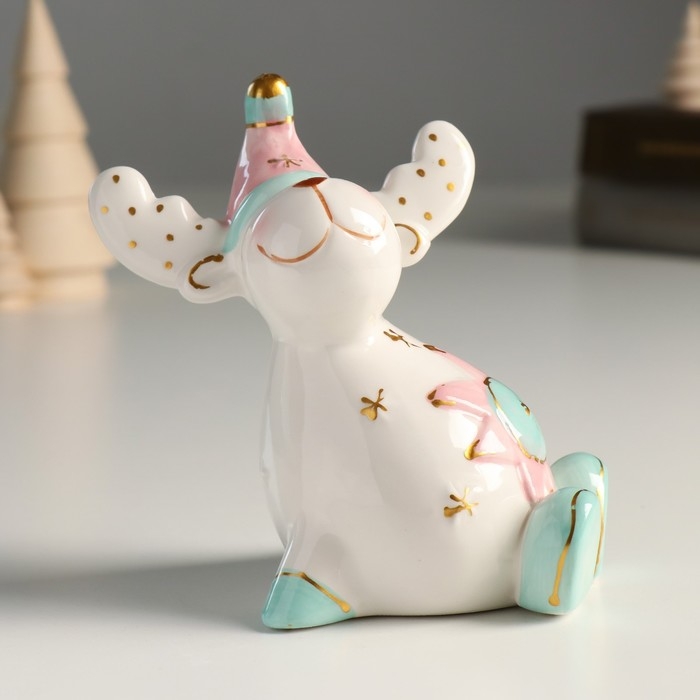 Сувенир керамика  Сувенир керамика "Лосик, розовый колпак, белые рожки в горох" 11,1х11,3х7,7 см