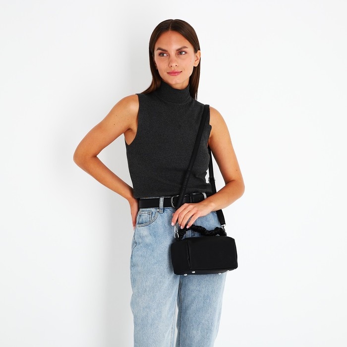 Сумка-багет на молнии, цвет чёрный Сумка-багет на молнии, цвет чёрный