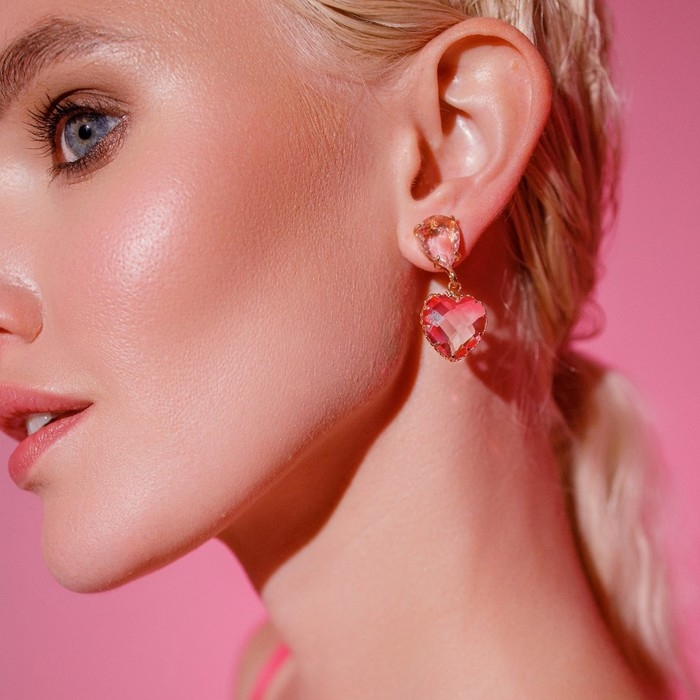 Серьги со стразами «Клео» сердце, цвет розовый в золоте Серьги со стразами «Клео» сердце, цвет розовый в золоте