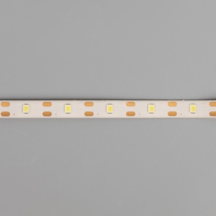 Светодиодная лента Luazon Lighting с датчиком движения 2 м, IP65, SMD2835, 60 LED/м, 4хААА, 3000К Светодиодная лента Luazon Lighting с датчиком движения 2 м, IP65, SMD2835, 60 LED/м, 4хААА, 3000К