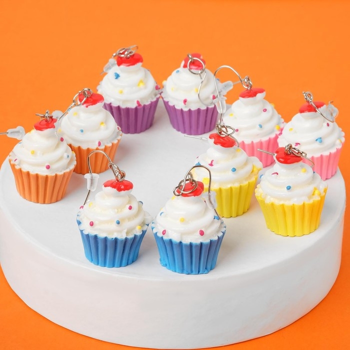 Серьги пластик «Вкусности» капкейк, цвет МИКС Серьги пластик «Вкусности» капкейк, цвет МИКС